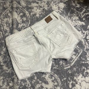 White American eagle shorts